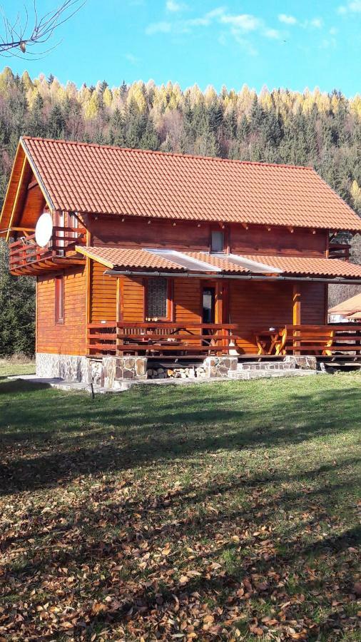 Vila Hunor-Magor Vendeghaz Izvoare  Exteriér fotografie